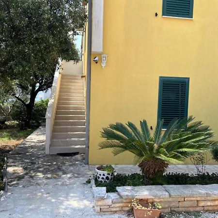 One Bedroom With Sea View 1 * Lovište